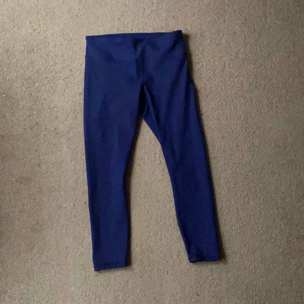 Fabletics power hold mid rise leggings